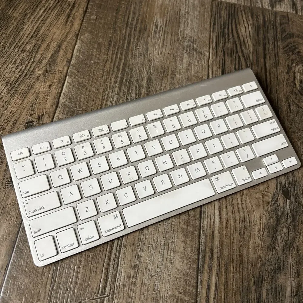 GENUINE Apple Wireless Bluetooth Keyboard A1314 Mac Aluminium